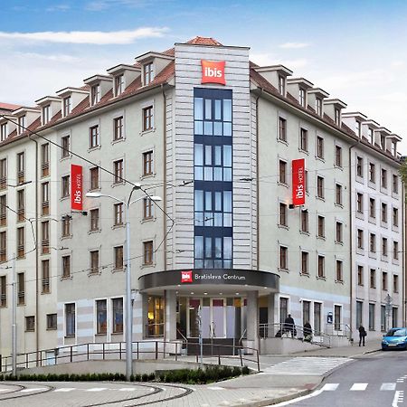 Ibis Bratislava Centrum Esterno foto